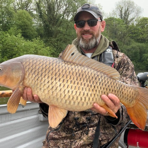 Top Tips: Carp on the Fly - Summer Fishing - Video